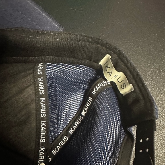 Pug , Snapback - Picture 4 of 4